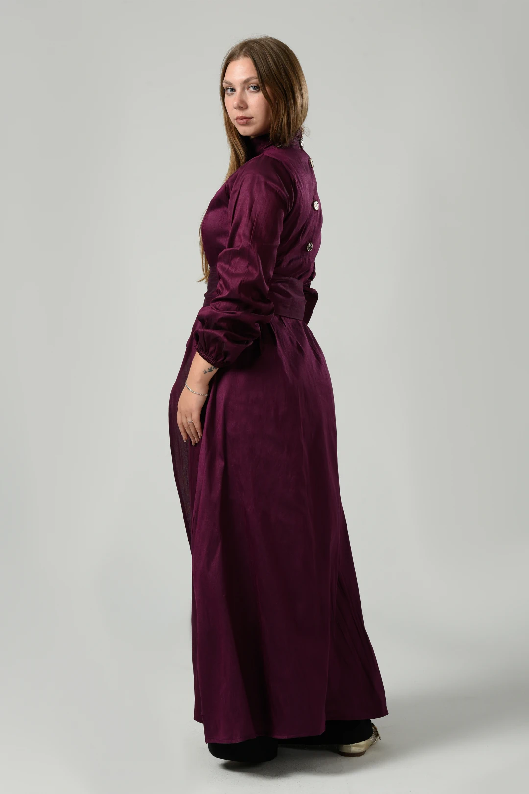 Misskka Dress in Burgundy