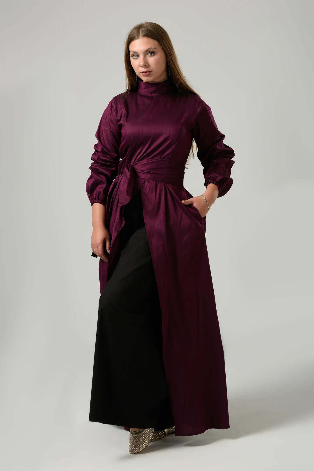 Misskka Dress in Burgundy