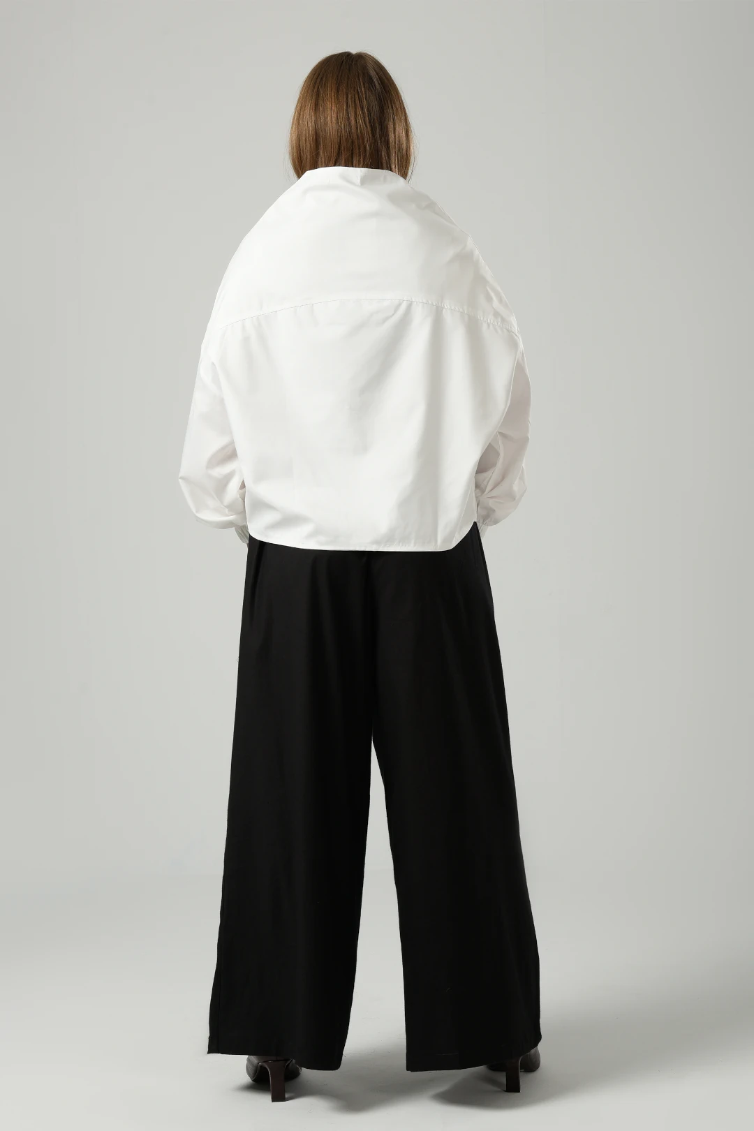 Side Button Cropped Shirt